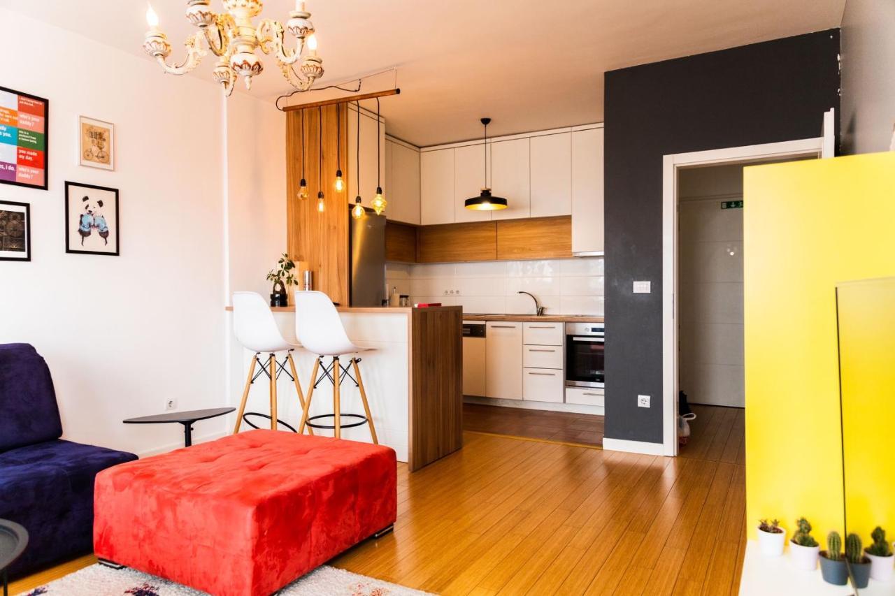 Modern Apartment With A View Feels Like Home Prishtine Bagian luar foto