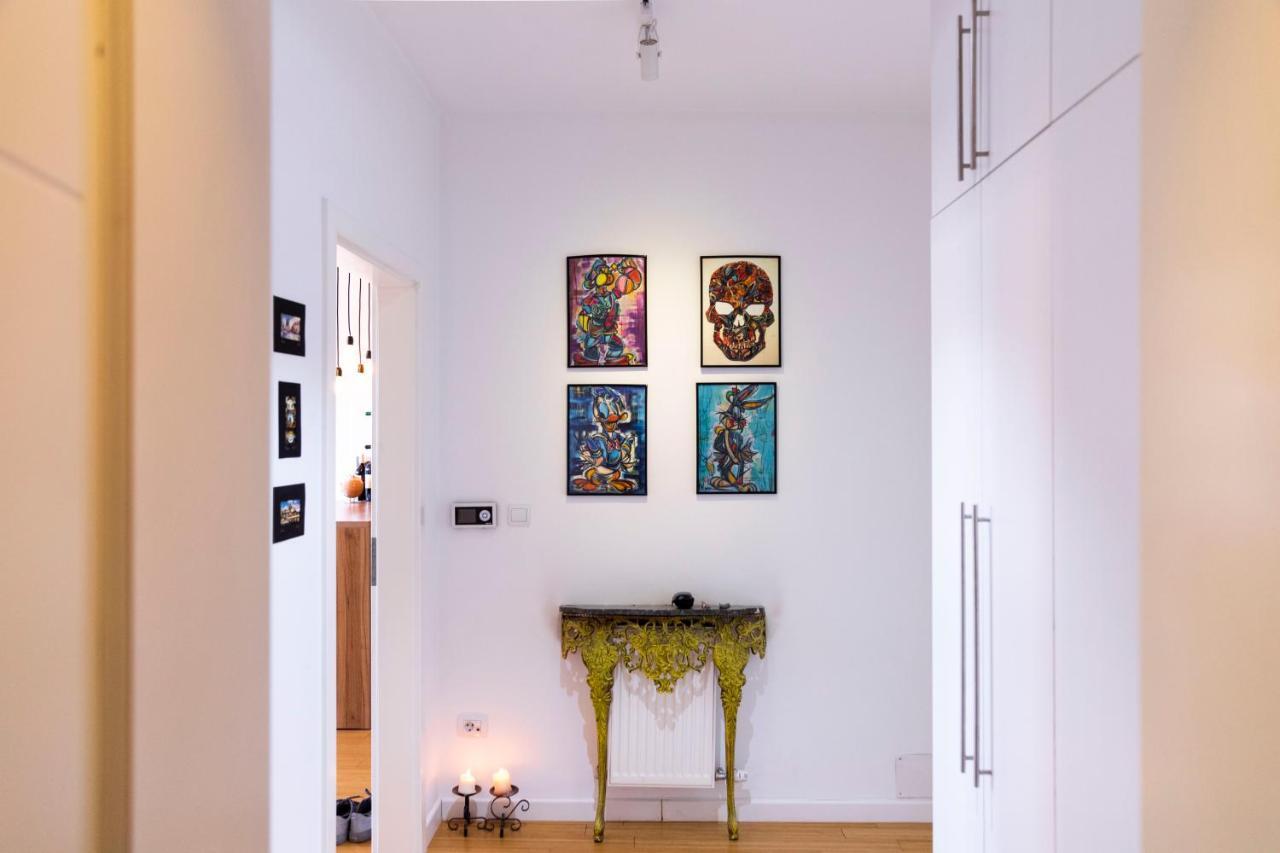 Modern Apartment With A View Feels Like Home Prishtine Bagian luar foto